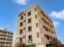 OYO Flagship Hotel Devi Guest Rooms