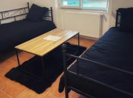 Gite for you muguet, hotel i Neuvy-sur-Loire