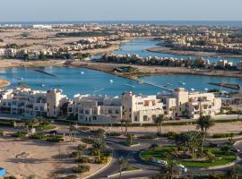 Creek Hotel and Residences El Gouna โรงแรมในฮูร์กาดา