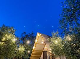 A-luxury Glamping by La Mignola, hotel v destinaci Fasano