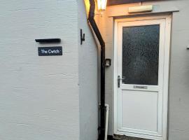 The Cwtch Flat at The Lodge by Cefn Tilla, hotel en Usk