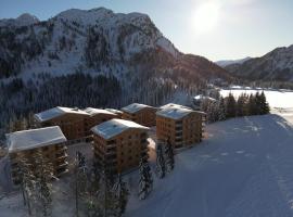 Wohnfühl-Apartment "Bergkristall 08" im Almresort Sonnenalpe Nassfeld, skíðasvæði í Hermagor