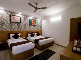 Hotel Ink Haven Near Delhi Airport, hotel dicht bij: Internationale luchthaven Indira Gandhi (Palam) - DEL, New Delhi