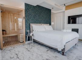 POETICA BOUTIQUE SKY HOTEL, отель в Неаполе, в районе Моло Беверелло