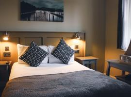 Viesnīca The Kings Arms pilsētā Svindona