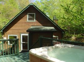 Roaring Creek, hotel in Todd