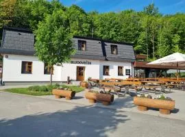 Restaurace a Penzion Bludoveček