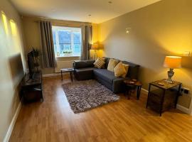 Beautiful two bed home in Marsh, hotel a Lindley
