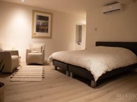 PRET A GOUTER bistro bar bed, B&B i Heusden-Zolder