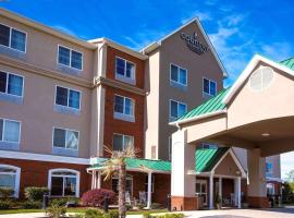 Country Inn & Suites by Radisson, Wilson, NC、ウィルソンのホテル