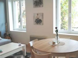 Appartement ZEN ET COSY, φθηνό ξενοδοχείο σε Estrablin