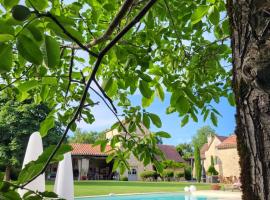 Le Mas de Laché, B&B/chambre d'hôtes à Caylus