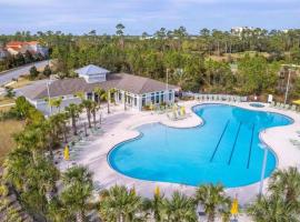 Luxury 3BR Beach House with Pool and Hot Tub, hotel Pensacolában