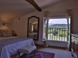 Hotel Le Mas Trilles โรงแรมในเซเรต์