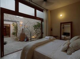 Hermosa casa junto a la muralla, cottage à Campeche