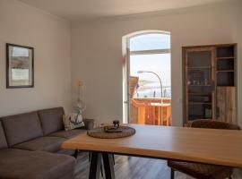 Ankerplatz über dem Hafen-Pub, hotel en Pellworm