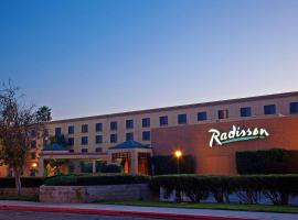 Radisson Hotel Santa Maria, hotel near Santa Maria Public (Capt. G. Allan Hancock Field) - SMX, 