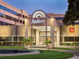 Radisson Hotel Sunnyvale - Silicon Valley, hotel di Sunnyvale