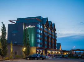 Radisson Hotel & Convention Center Edmonton: Edmonton şehrinde bir otel