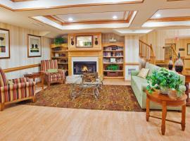 麥克多諾江山旅館&套房酒店，麥克多諾的飯店