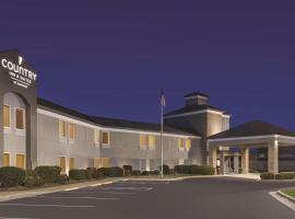 Country Inn & Suites by Radisson, Dunn I-95, готель у місті Данн