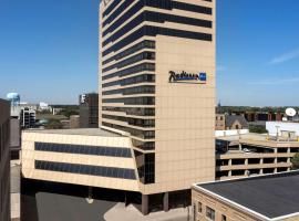 Radisson Blu Fargo โรงแรมในฟาร์โก