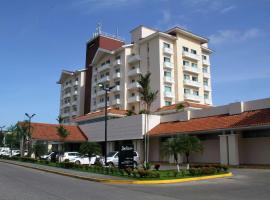 Radisson Colon 2,000 Hotel & Casino, hotel v destinaci Colón
