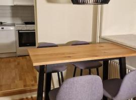 Mysigt Stadsoas: En Modern lägenhet med 2 sovrum, cheap hotel in Gothenburg