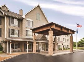 Country Inn & Suites by Radisson, West Bend, WI, hotel en West Bend