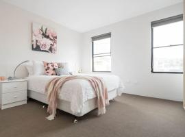 CBD Apartment with WiFi & Parking, appartement in Launceston
