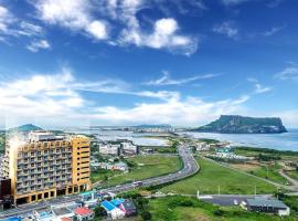 Jeju Seongsan Golden View, hotel in Seongsan, Seogwipo