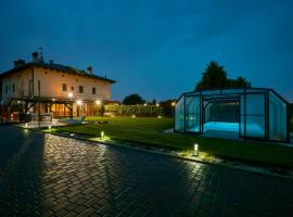 BALDA HOUSE, covered and heated pool Only for you, hotel i Bologna