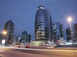 Citadines Metro Central Hotel Apartments: Dubai, Dubai Internet City Metro İstasyonu yakınında bir otel