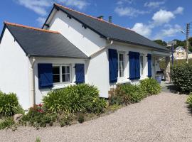 488 - Maison 4 personnes, à 50m de la plage de Caroual à Erquy, Hotel in Erquy