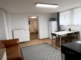 Schöne, große Monteurwohnung im Souterrain