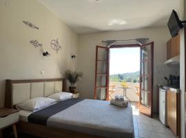 Jimmy's Guest House Skiathos, bed & breakfast a Città di Skiathos