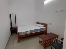 Hill house, bed & breakfast i Tiruvannamalai