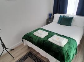 The Broadway Rooms, hotel near National Space Centre, Leicester