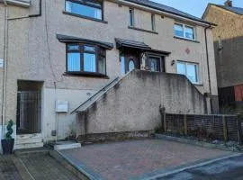 Lovely 2 Bedroom Terrace House