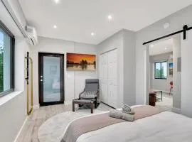 2 Condo Combo Walk to Beach Off Las Olas 2AB