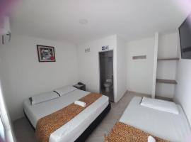 Hotel Berna, hotell i Rivera