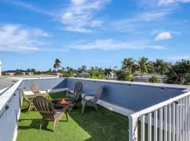 3BR Waterfront Villa with Heated Pool and Spa
