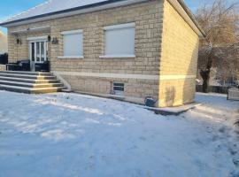 A la casa de papel, rumah percutian di Neuilly-sous-Clermont