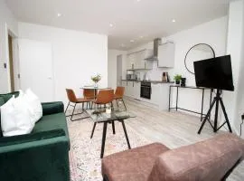 2 BR with Free Parking