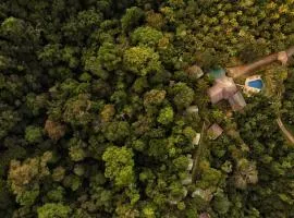 Villas Corcovado-AC-Jacuzzi-Pool-Great Views-Nature-Relaxing