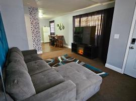 Comfortable in a 2 bed 2 bath, hotel a Lakeland