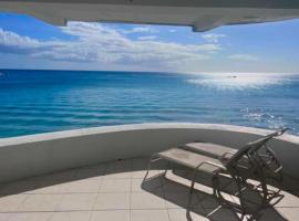 Purple Rain - Direct Beach Access, 2 Bedroom, 2 Terrace Holiday Home Bliss, villa in Saint Peter