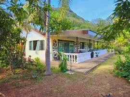 Akivai Lodge Ua-Pou