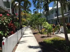 Beautiful Downtown Truman Annex Condo