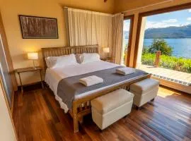 RentUp - Casa con vista panorámica al lago Nahuel Huapi